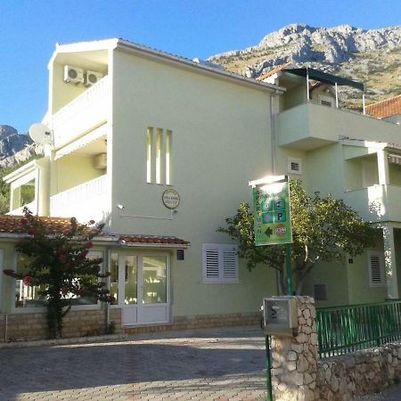 Apartmani Atila Damir أوميس المظهر الخارجي الصورة